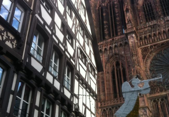 Appartement à Strasbourg - 10 Place de la Cathédrale 3/4pc